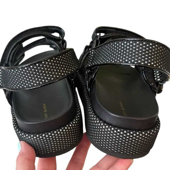 NIB TORY BURCH Kira sport sandal perfect black/ new ivory size 9.5 - Picture 5 of 7